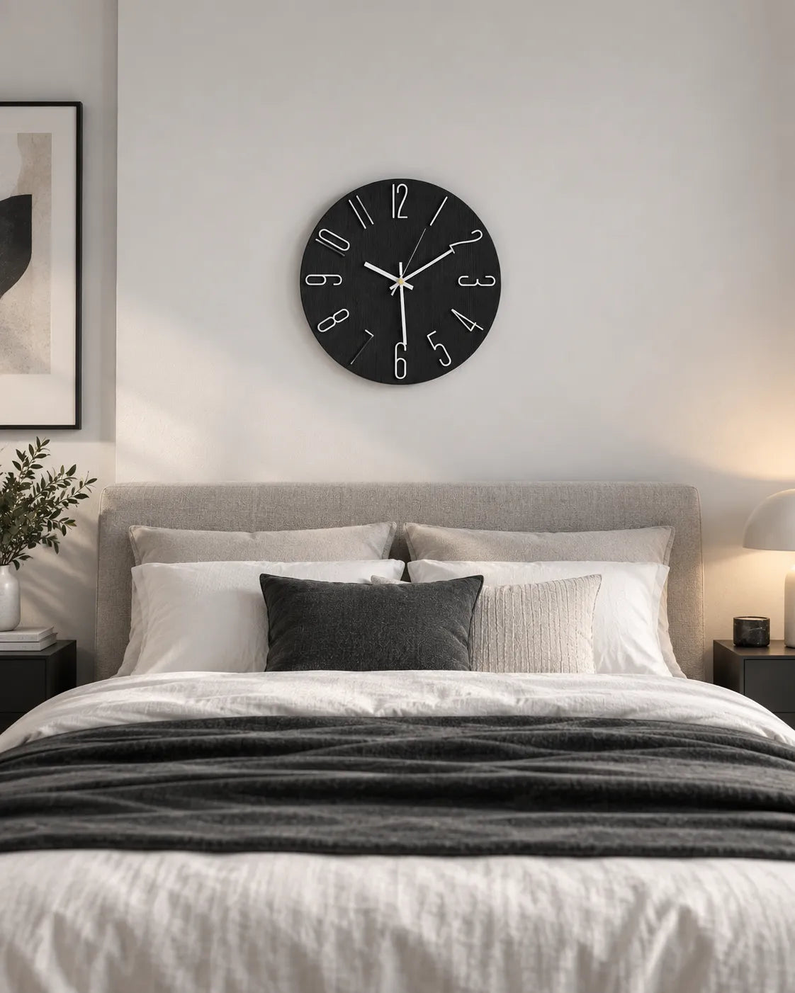 Horloge Murale Ronde 30 cm Chiffres 3D Silencieuse — 4 Coloris