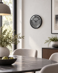 Horloge Murale Effet Bois Gris et Laiton Silencieuse