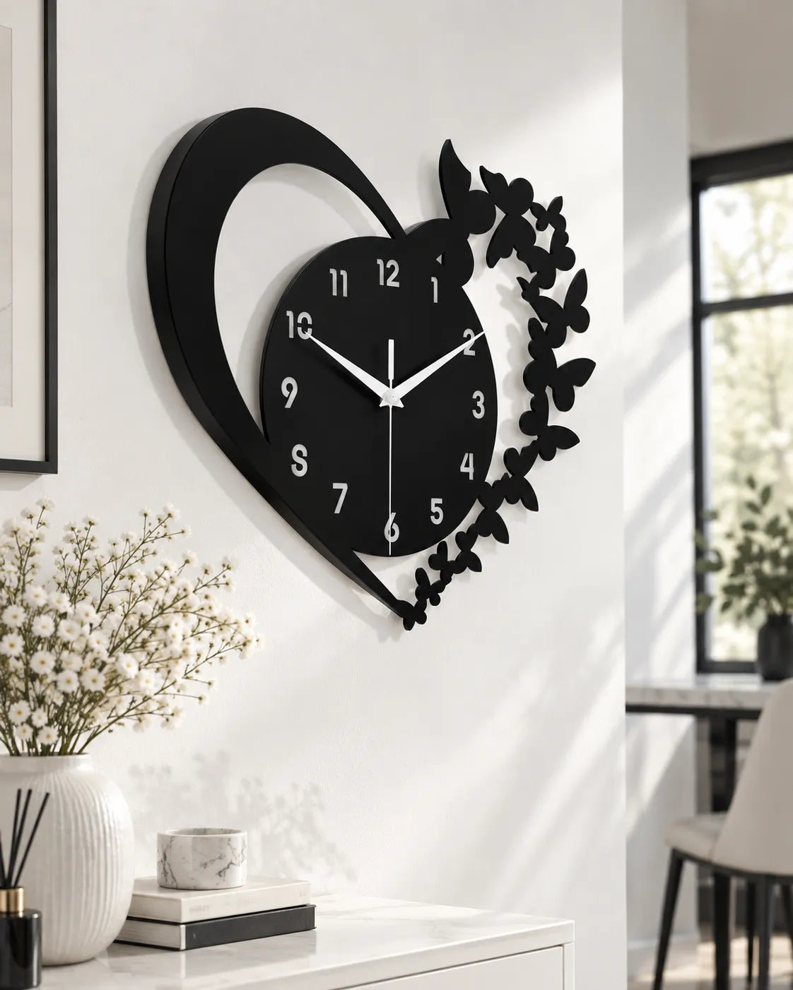 Horloge Murale Cœur Acrylique Noir 30 cm Silencieuse