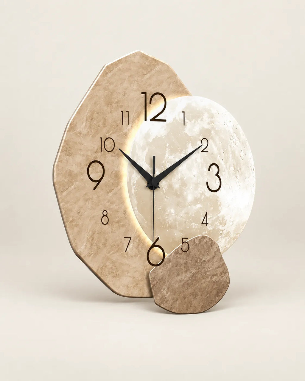 Horloge Murale Lune en Bois Rétroéclairée Silencieuse — 2 Tailles