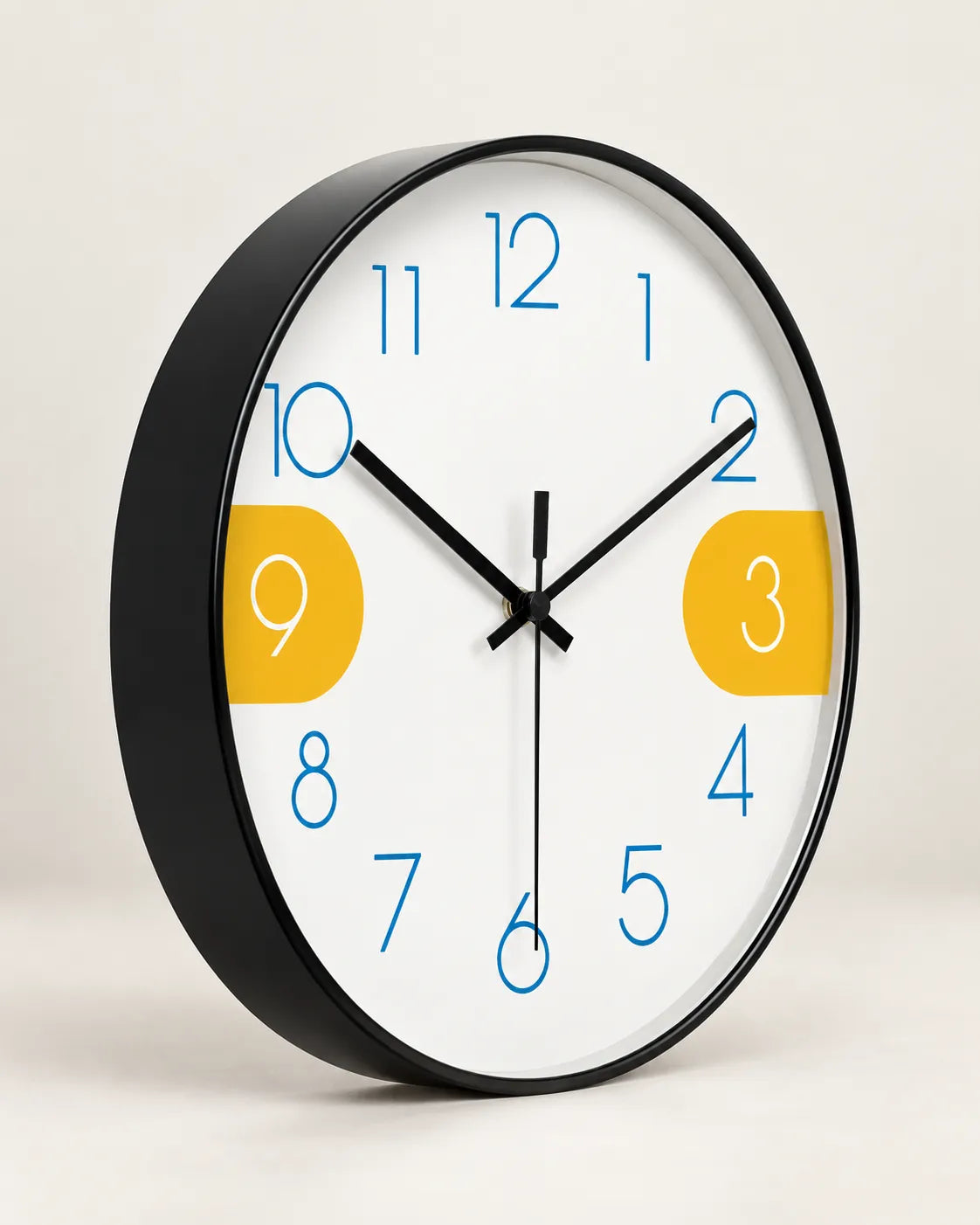 Horloge Murale Ronde Scandinave à Quartz Silencieuse — 3 Tailles
