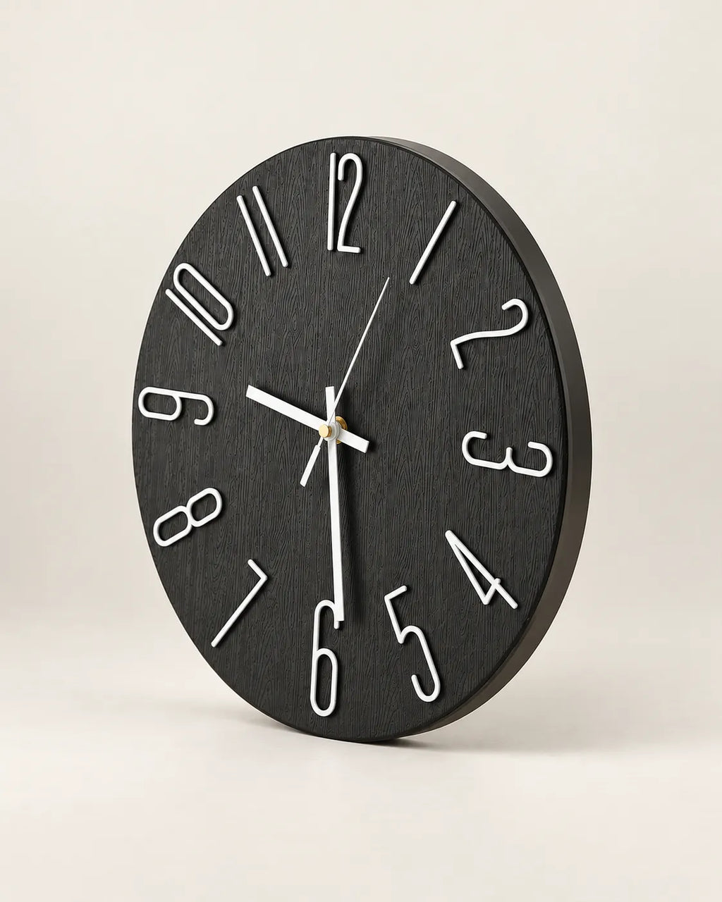 Horloge Murale Ronde 30 cm Chiffres 3D Silencieuse — 4 Coloris
