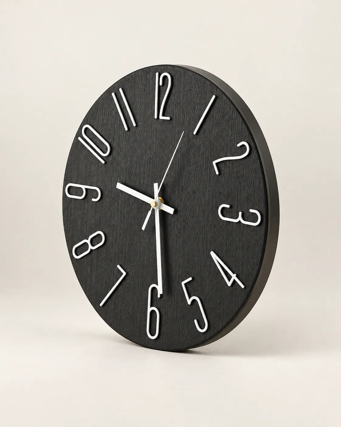 Horloge Murale Ronde 30 cm Chiffres 3D Silencieuse — 4 Coloris