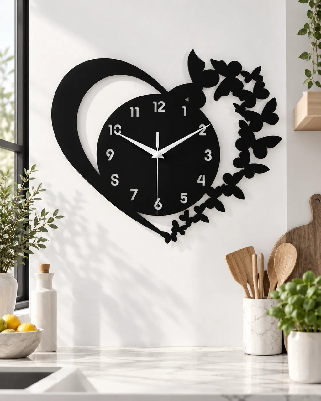 Horloge Murale Cœur Acrylique Noir 30 cm Silencieuse