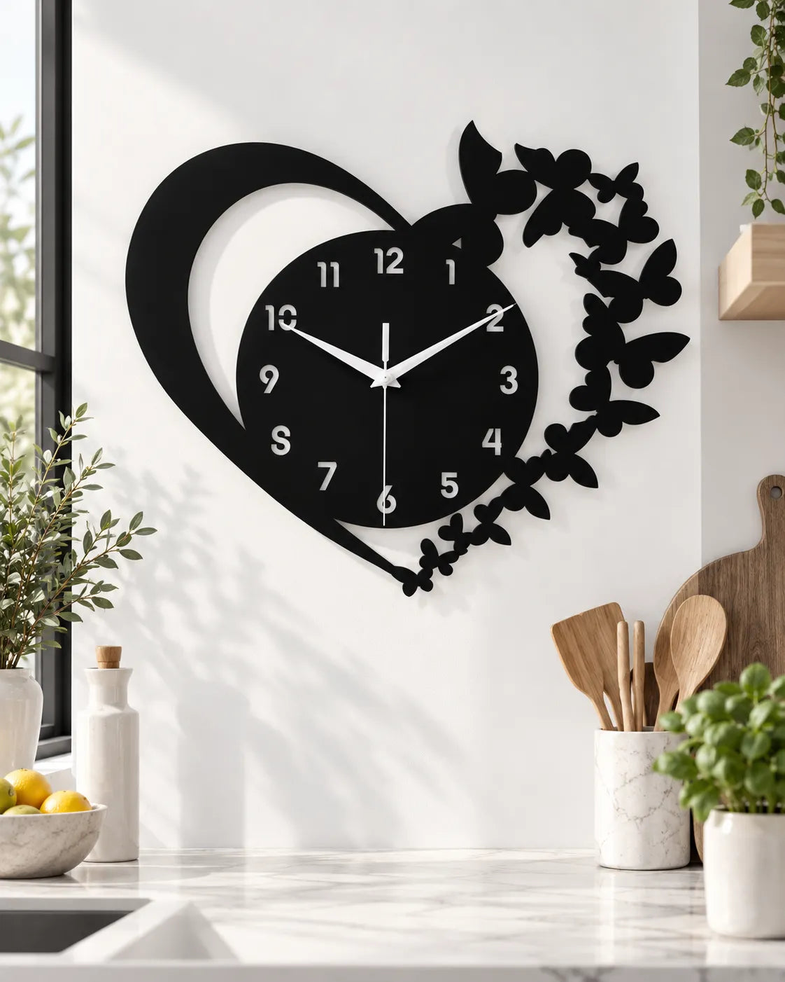 Horloge Murale Cœur Acrylique Noir 30 cm Silencieuse