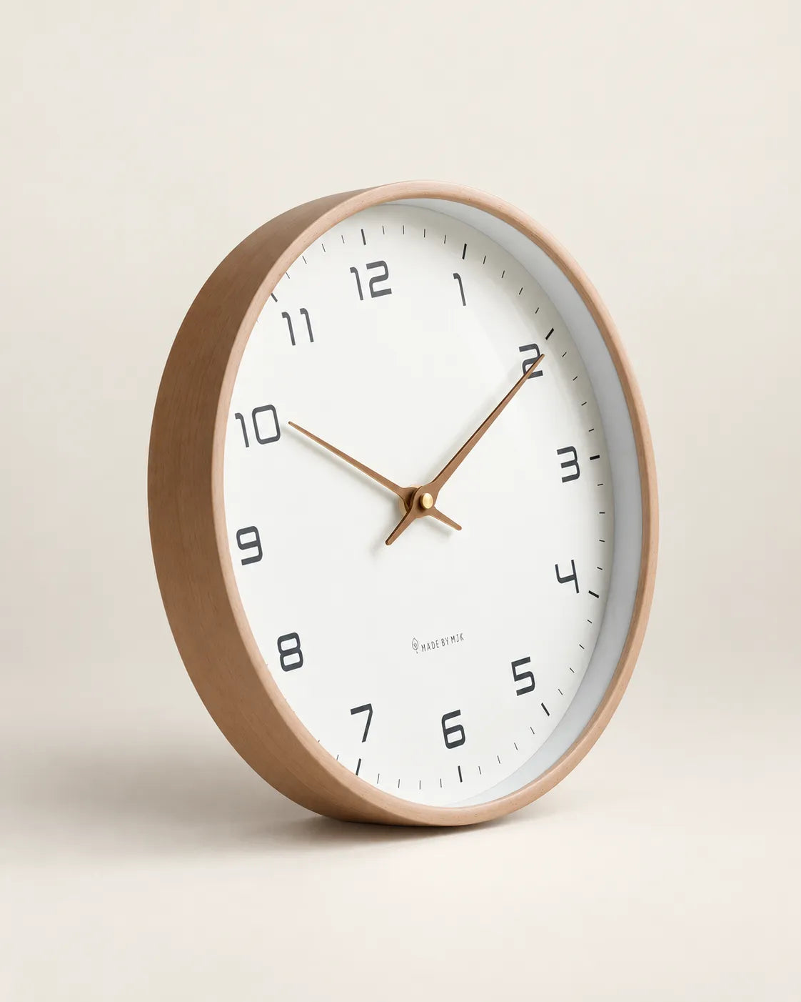 Horloge Murale Bois Massif Scandinave Silencieuse — 2 Modèles