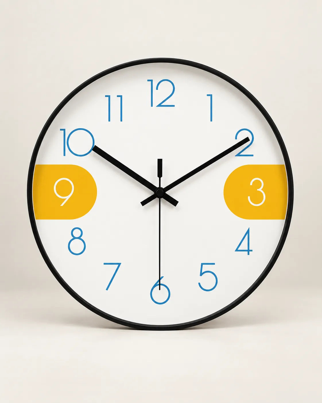 Horloge Murale Ronde Scandinave à Quartz Silencieuse — 3 Tailles