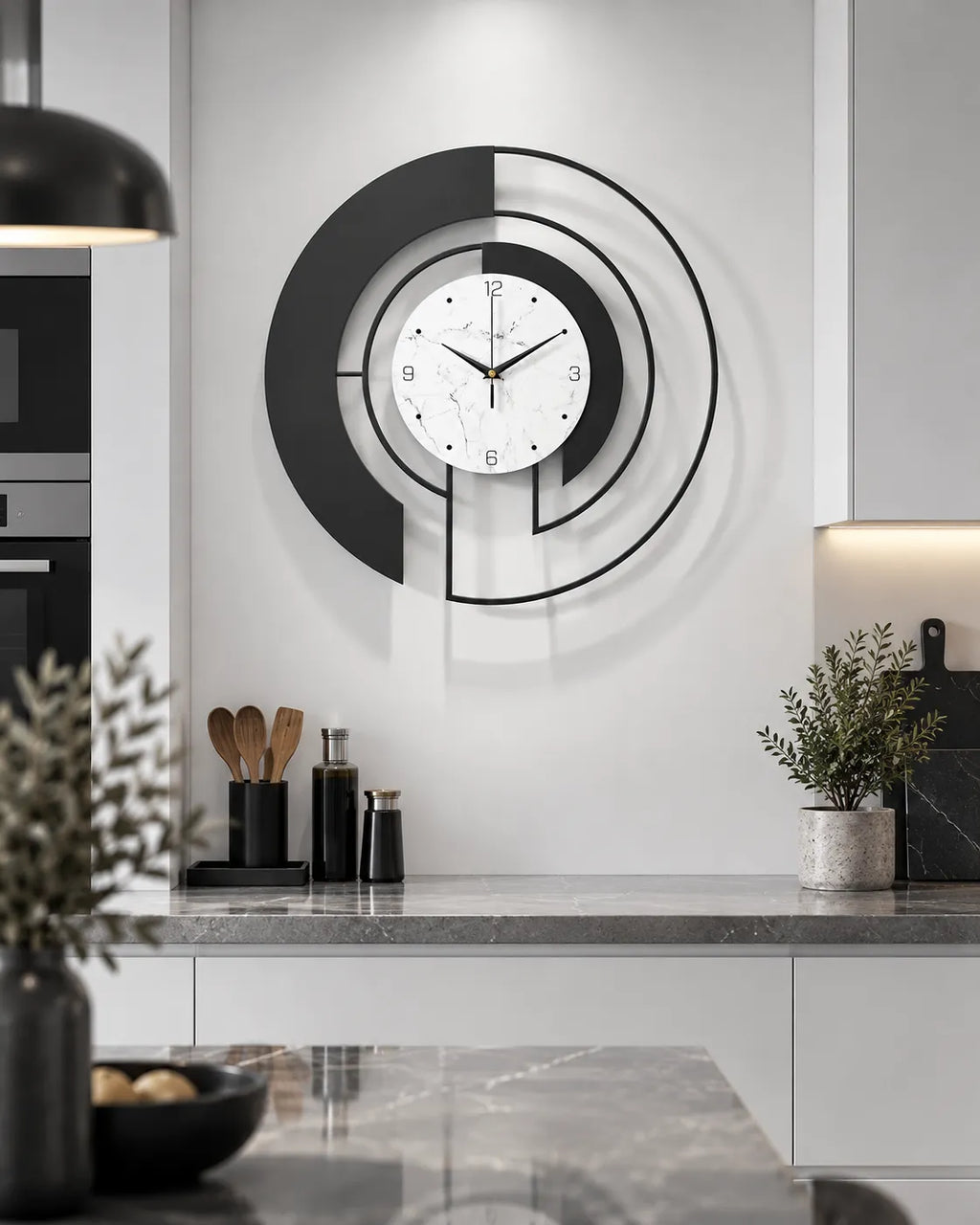 Horloge Murale Forme Irrégulière Moderne — Noir ou Doré