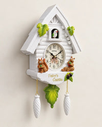 Horloge Coucou Maison Féérique en Résine avec Sonnerie et Balancier
