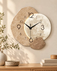 Horloge Murale Lune en Bois Rétroéclairée Silencieuse — 2 Tailles