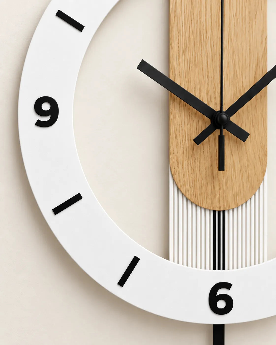 Horloge Murale à Balancier Acrylique Effet Bois Blanc 30 cm Silencieuse