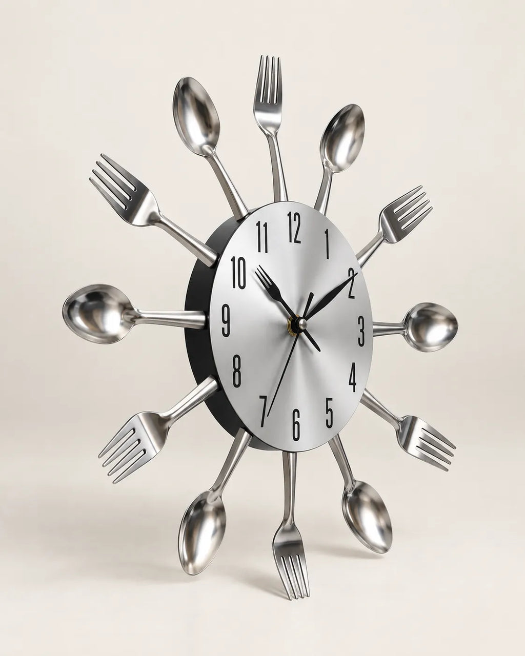 Horloge Murale Cuisine Couverts en Métal Argenté 32 cm Silencieuse