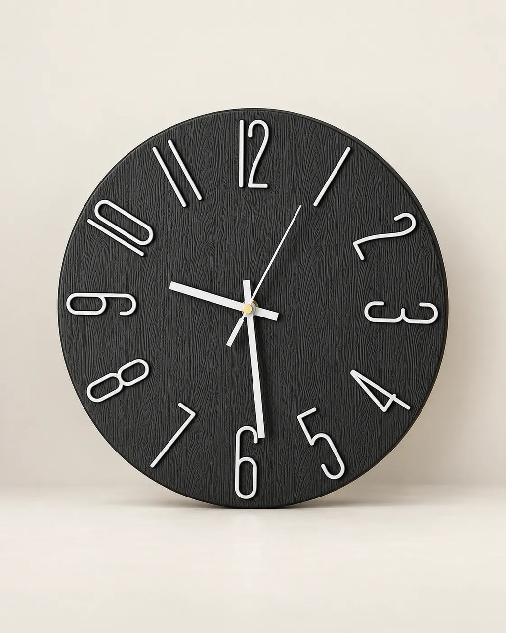 Horloge Murale Ronde 30 cm Chiffres 3D Silencieuse — 4 Coloris