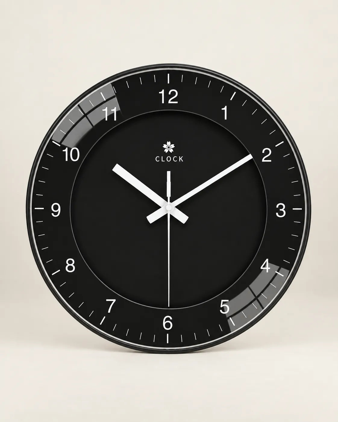 Horloge Murale Noire Ronde Silencieuse — 4 Tailles