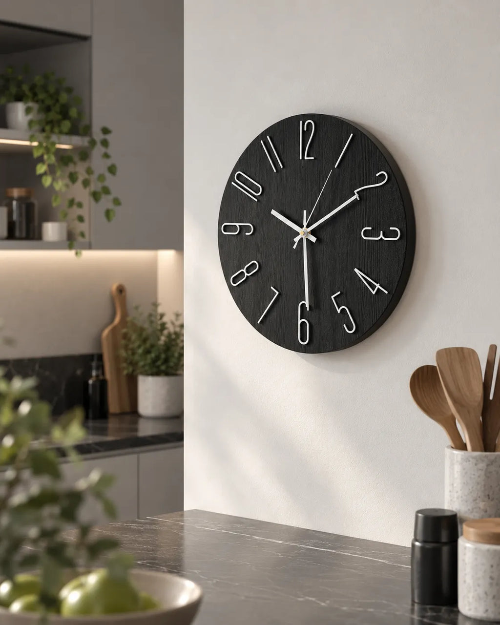 Horloge Murale Ronde 30 cm Chiffres 3D Silencieuse — 4 Coloris